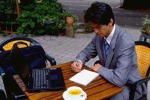 診療予約システム導入でクリニックの効率化と患者満足度向上を実現する最適解